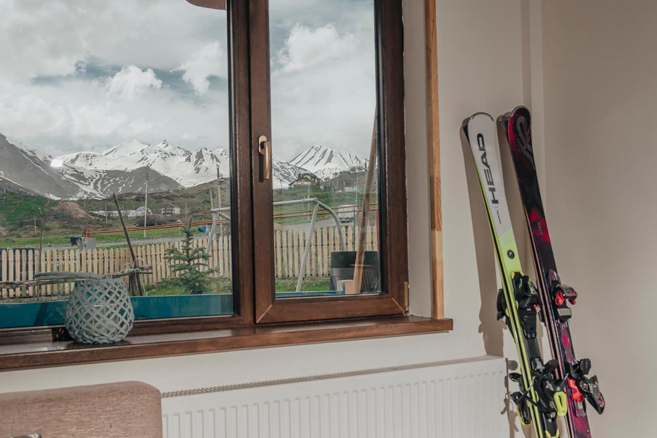 Ski House Bluebird Gudauri Exterior photo